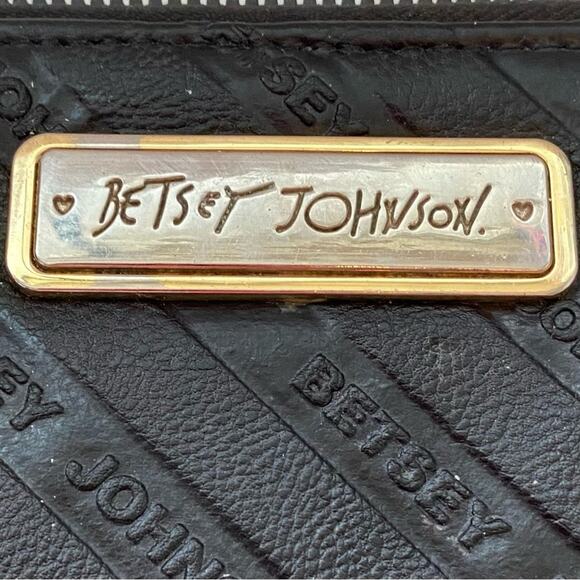 Betsey Johnson Black Faux Vegan Leather Wallet - Picture 8 of 8